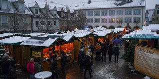 Zuletzt hat der Weihnachtsmarkt Böblingen 2004 auf dem Marktplatz stattgefunden. Nun ist er dorthin zurückgekehrt. Bild: Dettenmeyer