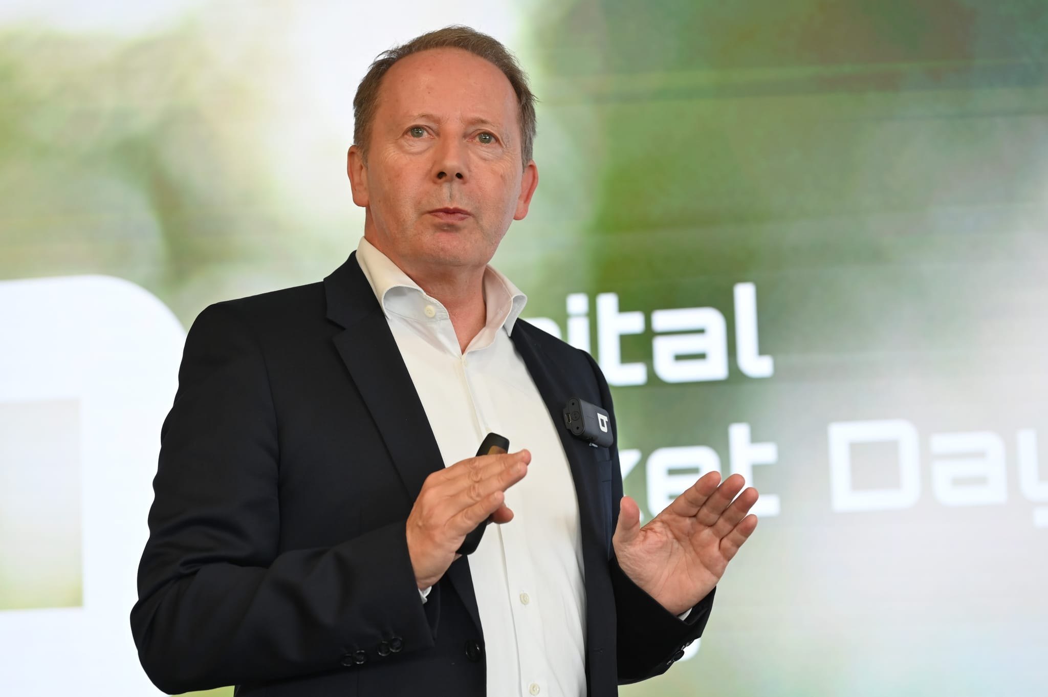 Ehningen - Bertrandt AG schreibt weiter rote Zahlen - Nachrichten ...