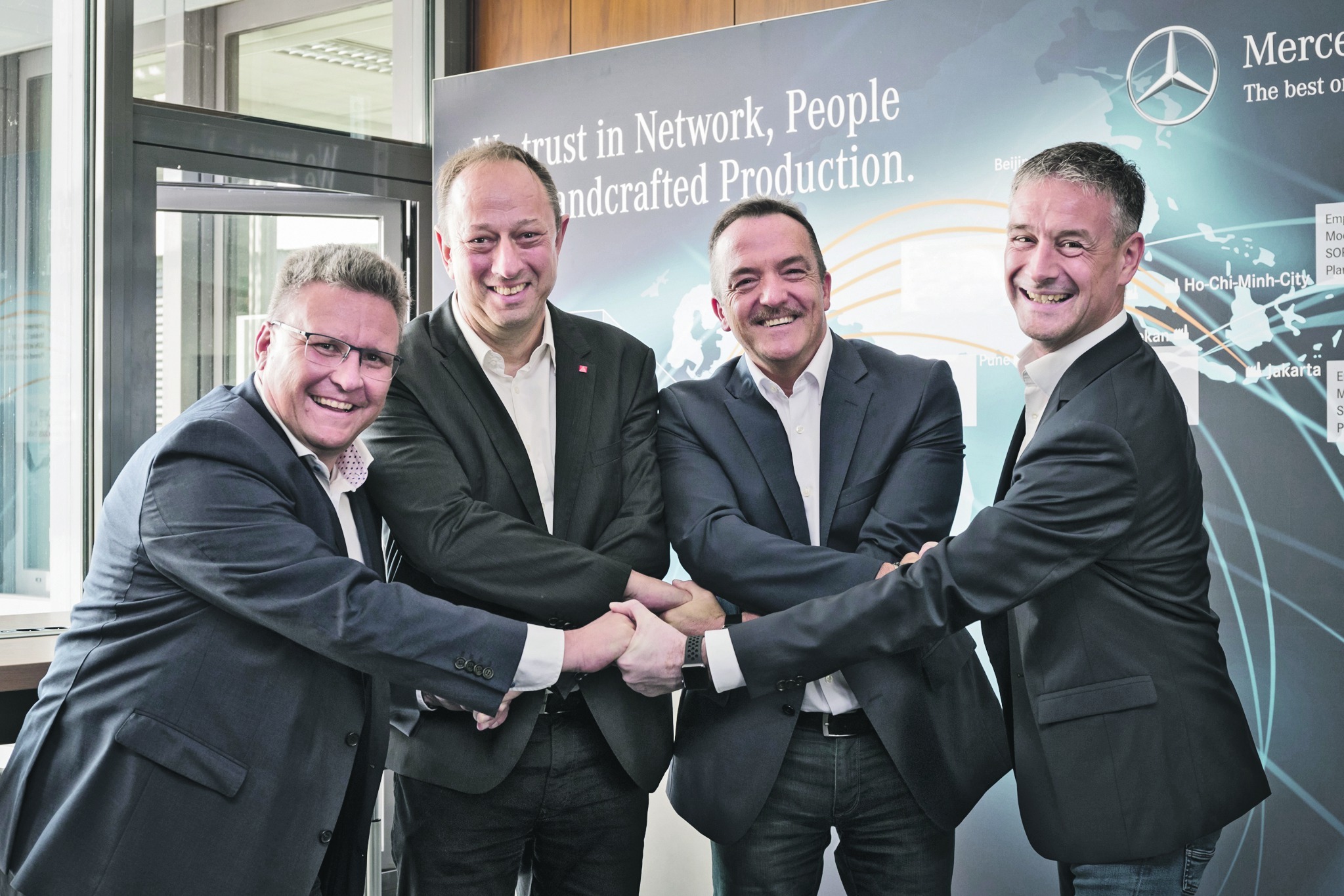 Sindelfingen/Stuttgart MercedesBenz baut weitere Batteriefabriken an