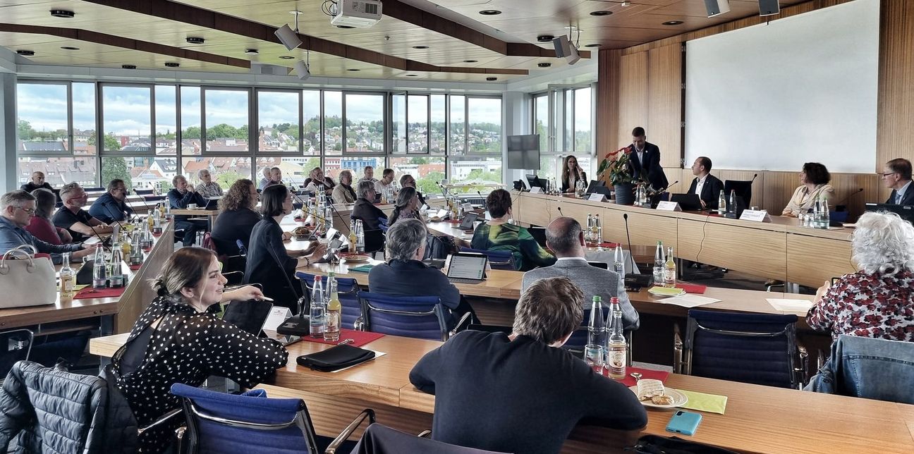 Für die Mitglieder des Verwaltungs- und Finanzausschusses gab es keine gute Nachrichten. Bild: z