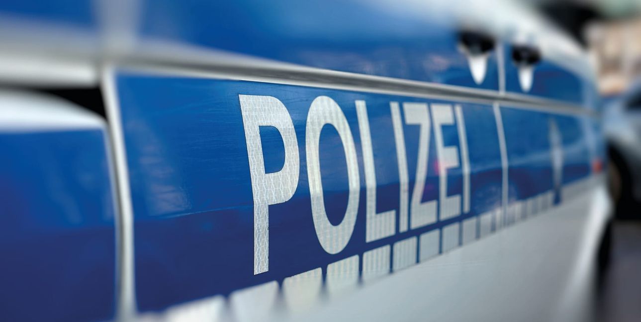 Die beiden Jugendlichen wurden von der Polizei an Erziehungsberechtigte überstellt.