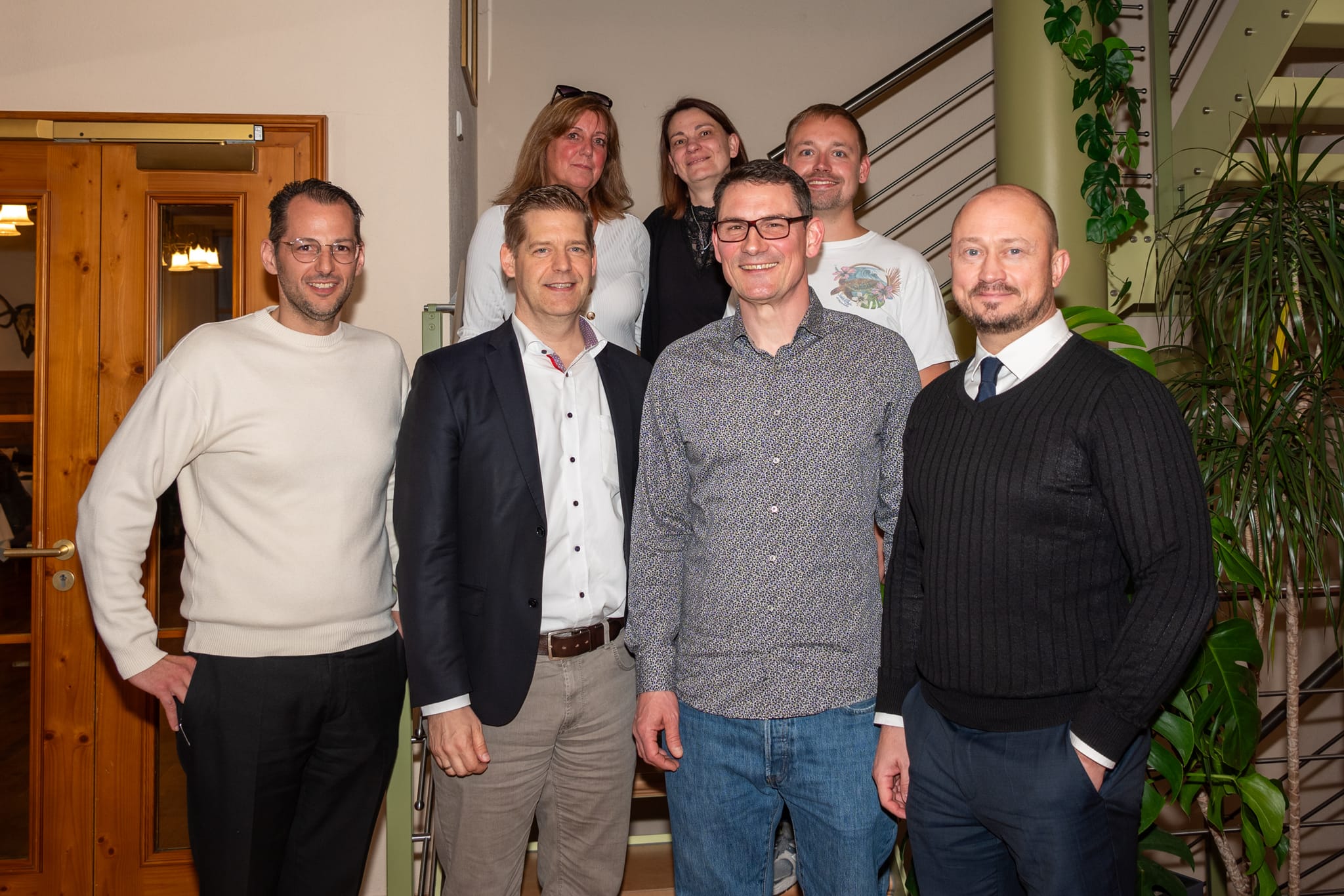 Der neue Vorstand des HGH: Benjamin Liebenstein (1. Stellvertreter), Sebastian Otten (Finanzreferent) , Martin Weisbach (Vorsitzender), Alexej Kravtchenko (Schriftführer), Andrea Hamann (Beirat Einzelhandel), Sylvia Herzog (Beirat Punktekärtle), Tim Frasch (2. Stellvertreter und Beirat Handwerk). Bild: Nüßle