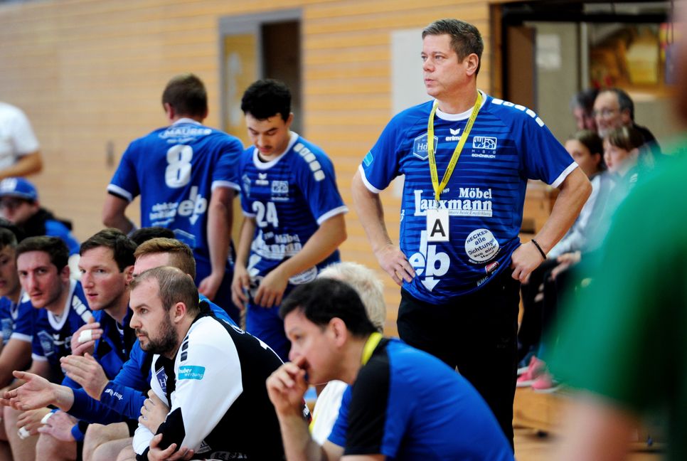 Holger Breitenbacher beident, das Heimspiel gegen Weinstadt fällt aus. Bild: photostampe/A