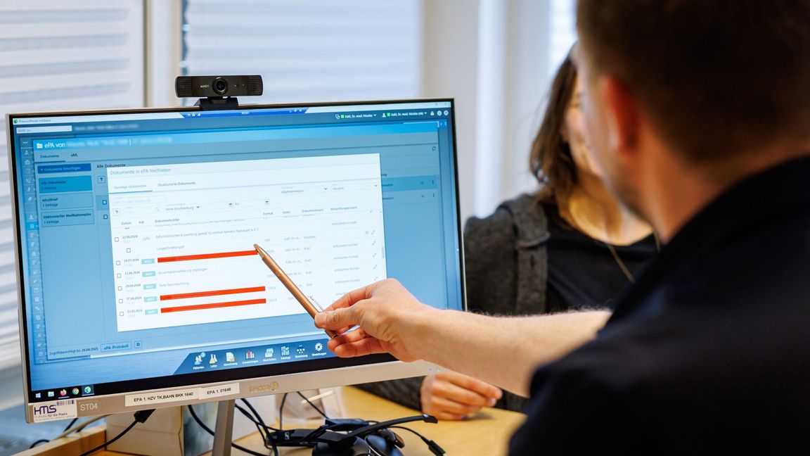 Hausärzte ziehen eine kritische Bilanz der Anfang 2025 eingeführten elektronischen Patientenakten (Symbolfoto).