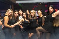 Mama geht Tanzen in Holzgerlingen.