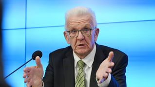 Eines ist für die Landtagswahl 2026 sicher:  Er ist im Parlament und in der Regierung nicht mehr dabei, und er ist nicht der einzige.
