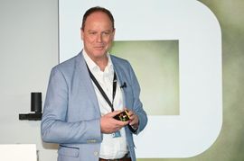 Markus Brandes, Senior Partner der IBM, berichtete, der Technologiekonzern habe mit KI in den vergangenen beiden Jahren 3,5 Milliarden US-Dollar eingespart.