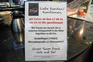 Kunden werden über einen Aushang informiert.
