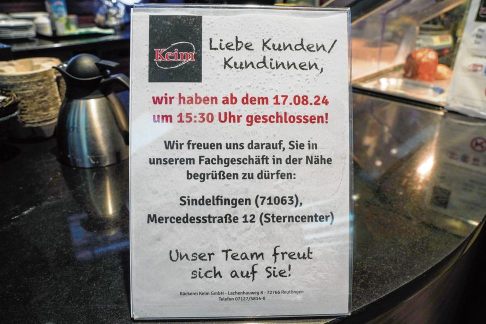 Kunden werden über einen Aushang informiert.