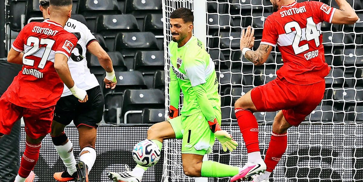 VfB-Keeper Fabian Bredlow lieferte eine starke Vorstellung ab.