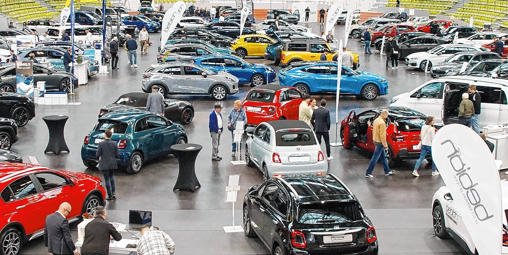 Zum zweiten Mal geht der Autosalon am Wochenende im Sindelfinger Glaspalast über die Bühne. Bild: Dettenmeyer
