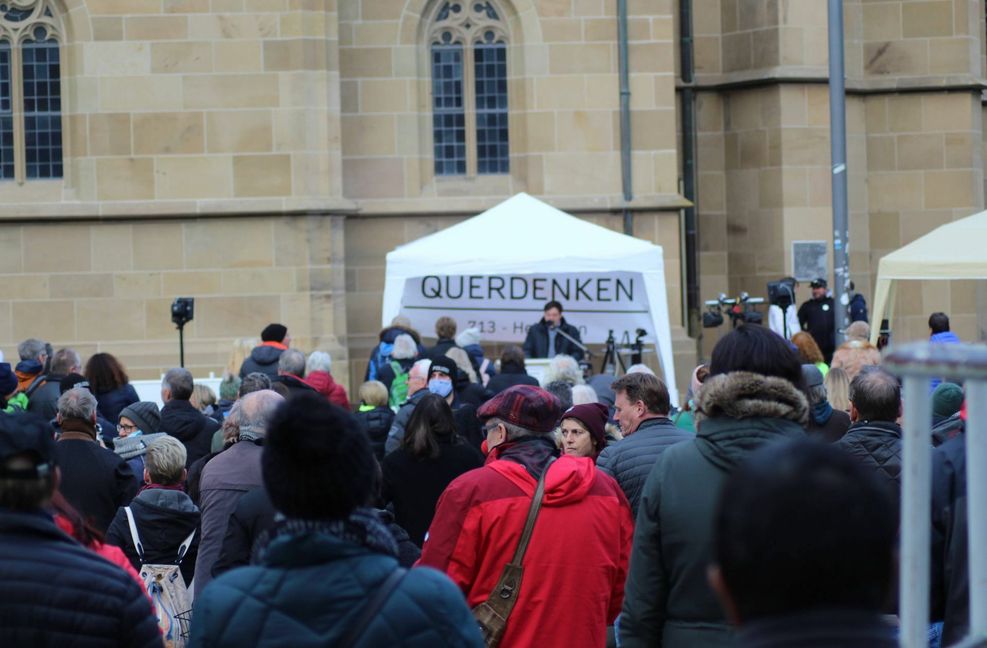 Auf dem Heilbronner Kiliansplatz fand eine Kundgebung der Initiative „Querdenken 713 Heilbronn“ statt.