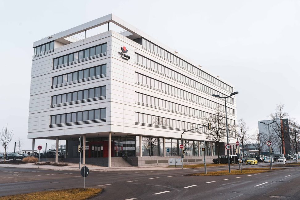 Der Firmensitz von Wörwag Pharma auf dem Flugfeld.