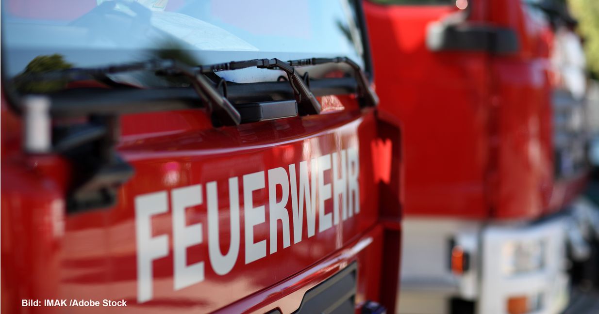 Insgesamt 90 Einsattzkräfte von Feuerwehr, Sanitätsdienst und der Führungsgruppe des Landkreises sind am Samstag im Einsatz. Bild: z
