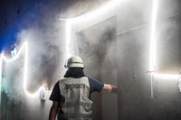 Die Sindelfinger Feuerwehr übte gemeinsam mit der Böblinger Feuerwehr den Ernstfall: In der südlichen Tunnelröhre ist ein Feuer ausgebrochen. Sie müssen den Brand löschen und die Personen im Tunnel suchen und retten.