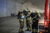 Die Sindelfinger Feuerwehr übte gemeinsam mit der Böblinger Feuerwehr den Ernstfall: In der südlichen Tunnelröhre ist ein Feuer ausgebrochen. Sie müssen den Brand löschen und die Personen im Tunnel suchen und retten.