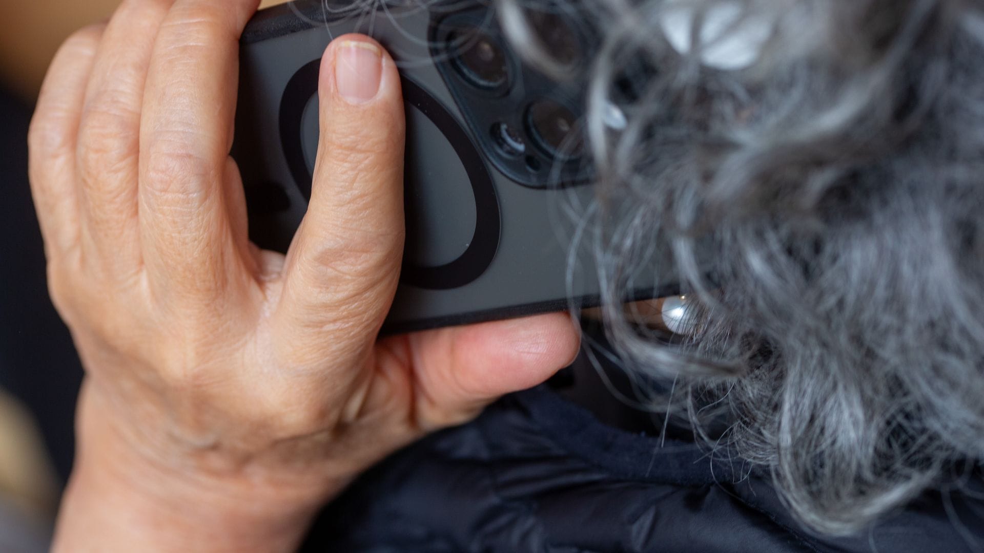 Prepaid oder Postpaid - was für eine Sim-Karte ist in diesem Handy? Vermutlich letzteres.