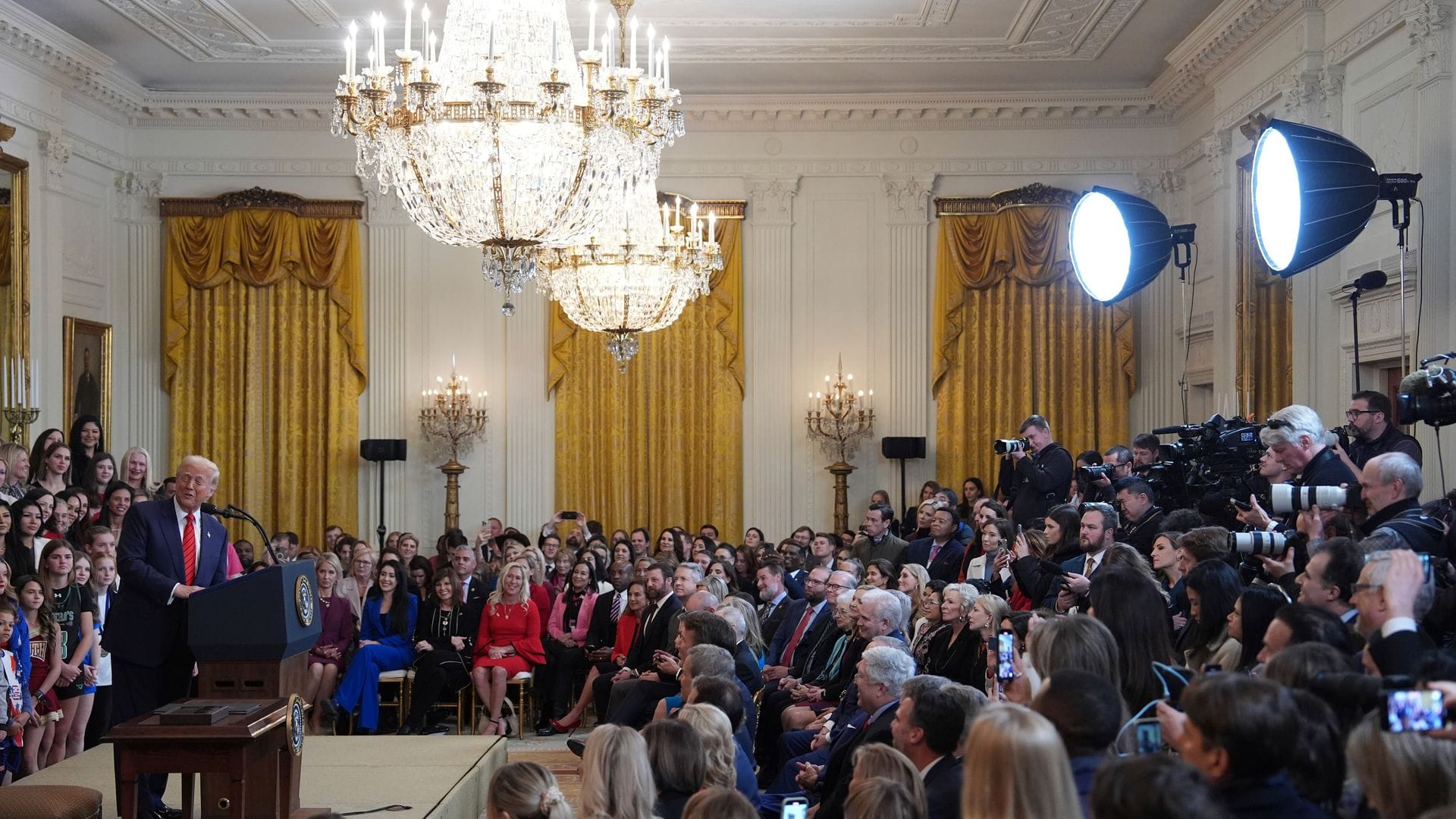 US-Präsident Donald Trump will Transmenschen von der Teilnahme am Frauensport ausschließen