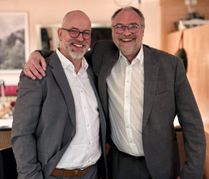 Auf weiterhin gute Zusammenarbeit: Kai Nüßgen (links) und Christian Zeisler.