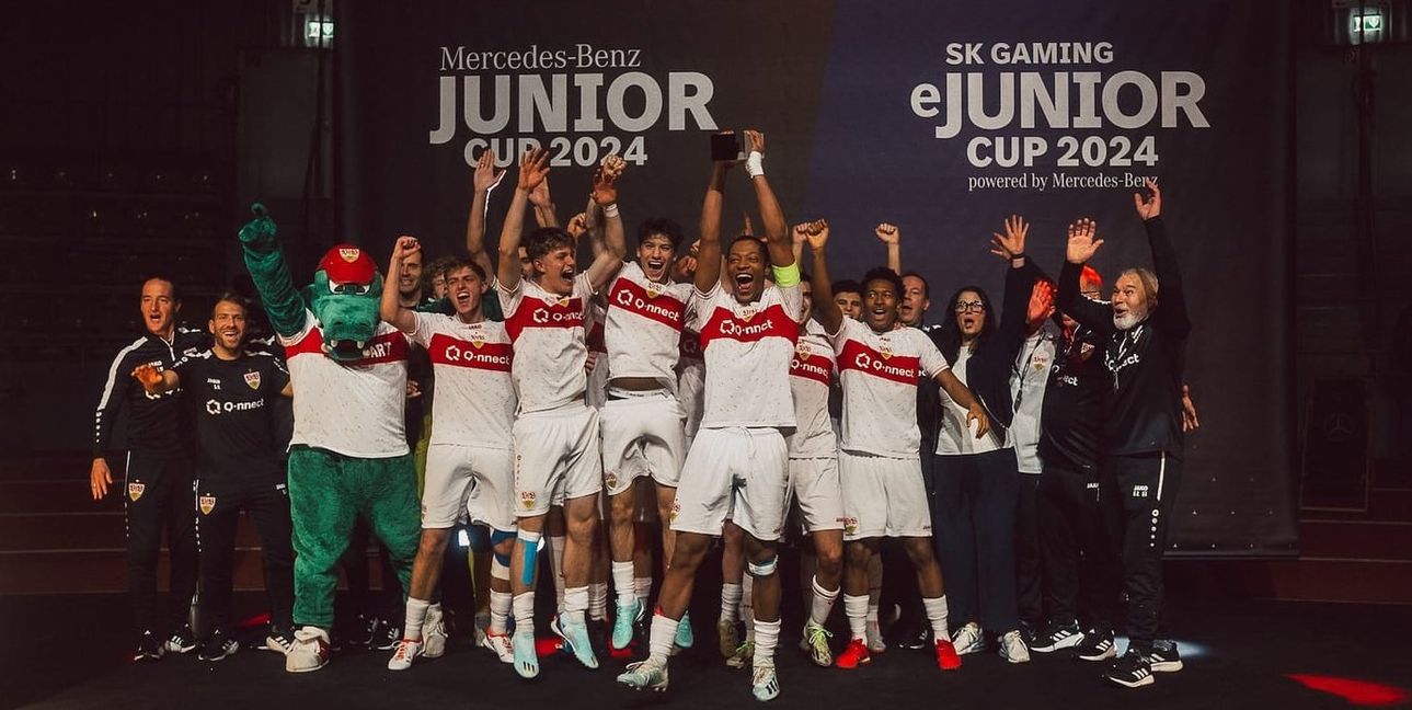 Im vergangenen Januar gewann die U19 des VfB Stuttgart den Mercedes-Benz Junior Cup. Die jungen Roten gegen daher Mitte Januar als Titelverteidiger an den Start.