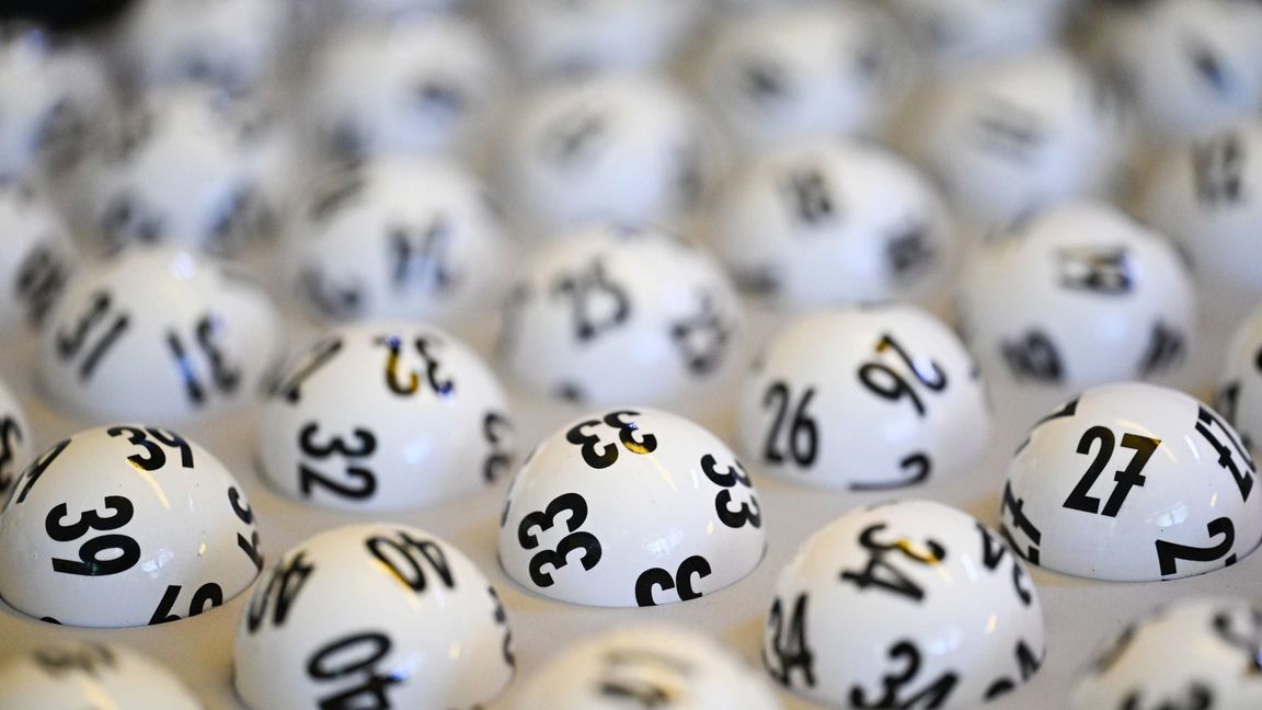 Eine Spielerin oder ein Spieler aus dem Südwesten hat fast eine Million Euro im Lotto gewonnen.