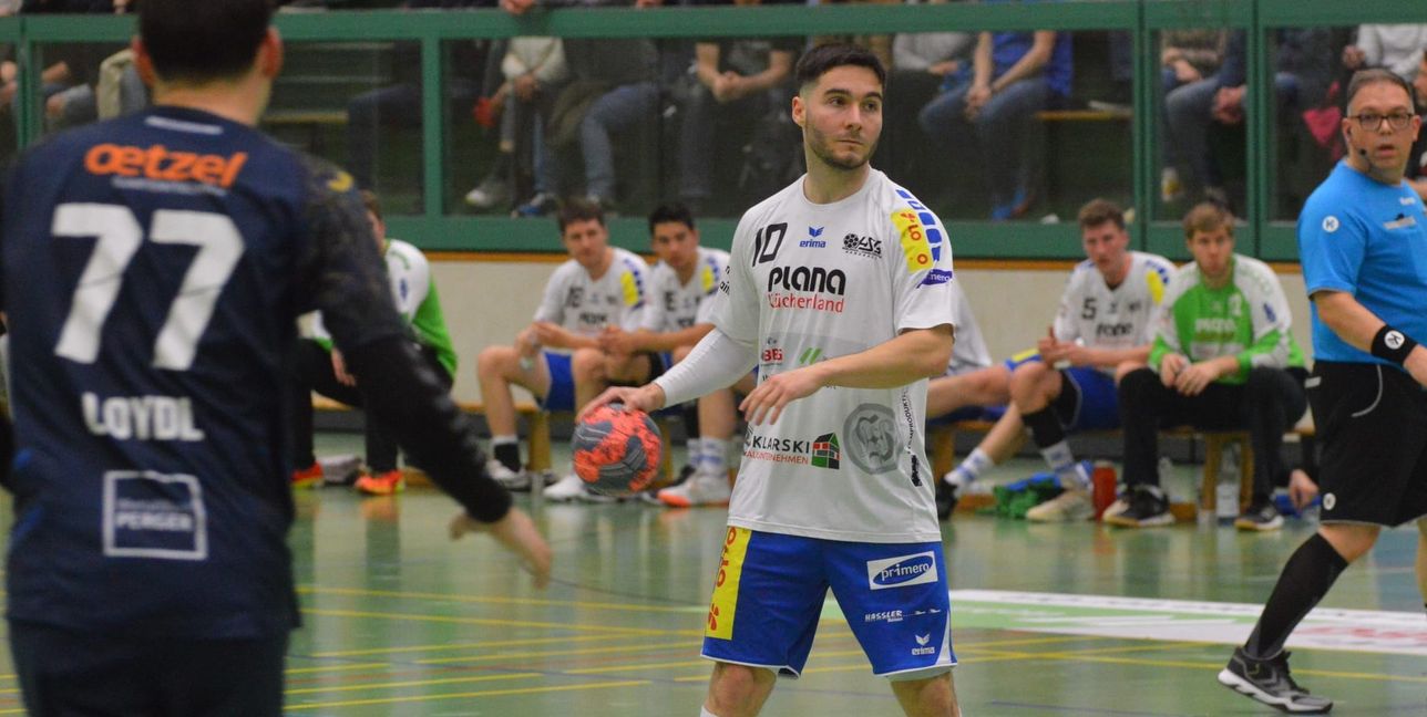 Was auch immer Frederik Todt und seine Mitspieler zum Saisonauftakt in Bönnigheim versuchten, es reichte nicht, um Zählbares mit nach Hause zu nehmen.Bild: Zvizdiç