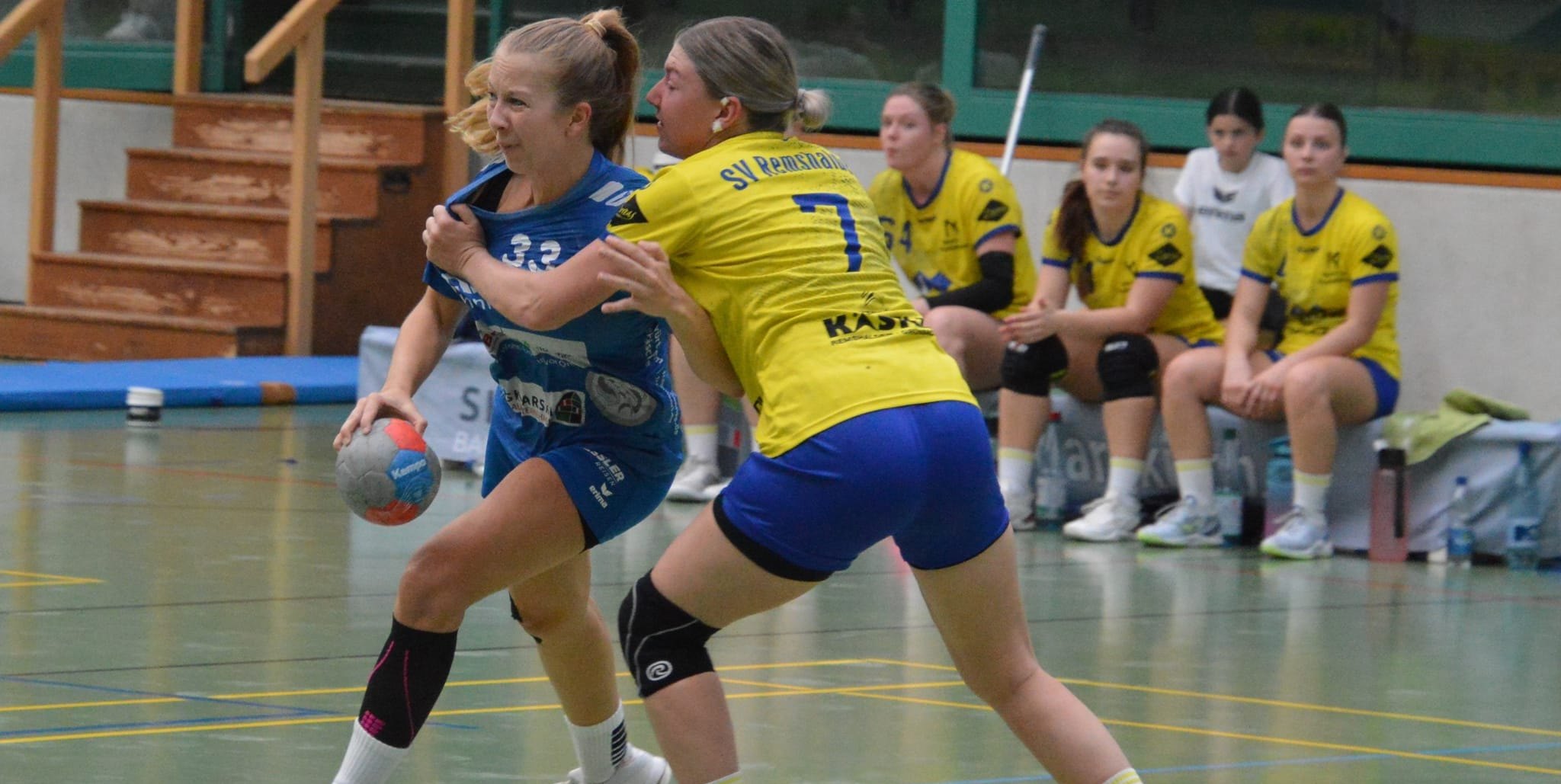 Spielmacherin Lisa Baumgartl und die HSG Böblingen/Sindelfingen haben das Auswärtsspiel beim TV Gerhausen mit 23:20 für sich entschieden.