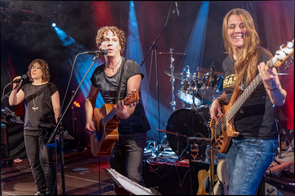 Die Band "Keine Schönheit".