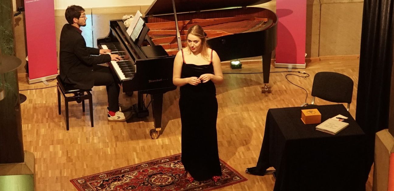 Jonathan Hanke und Thalia Helffritsch beim NCMF-Liederabend.