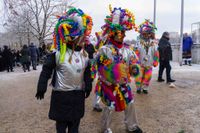 Buntes Treiben beim Fasnetswecken in Böblingen.