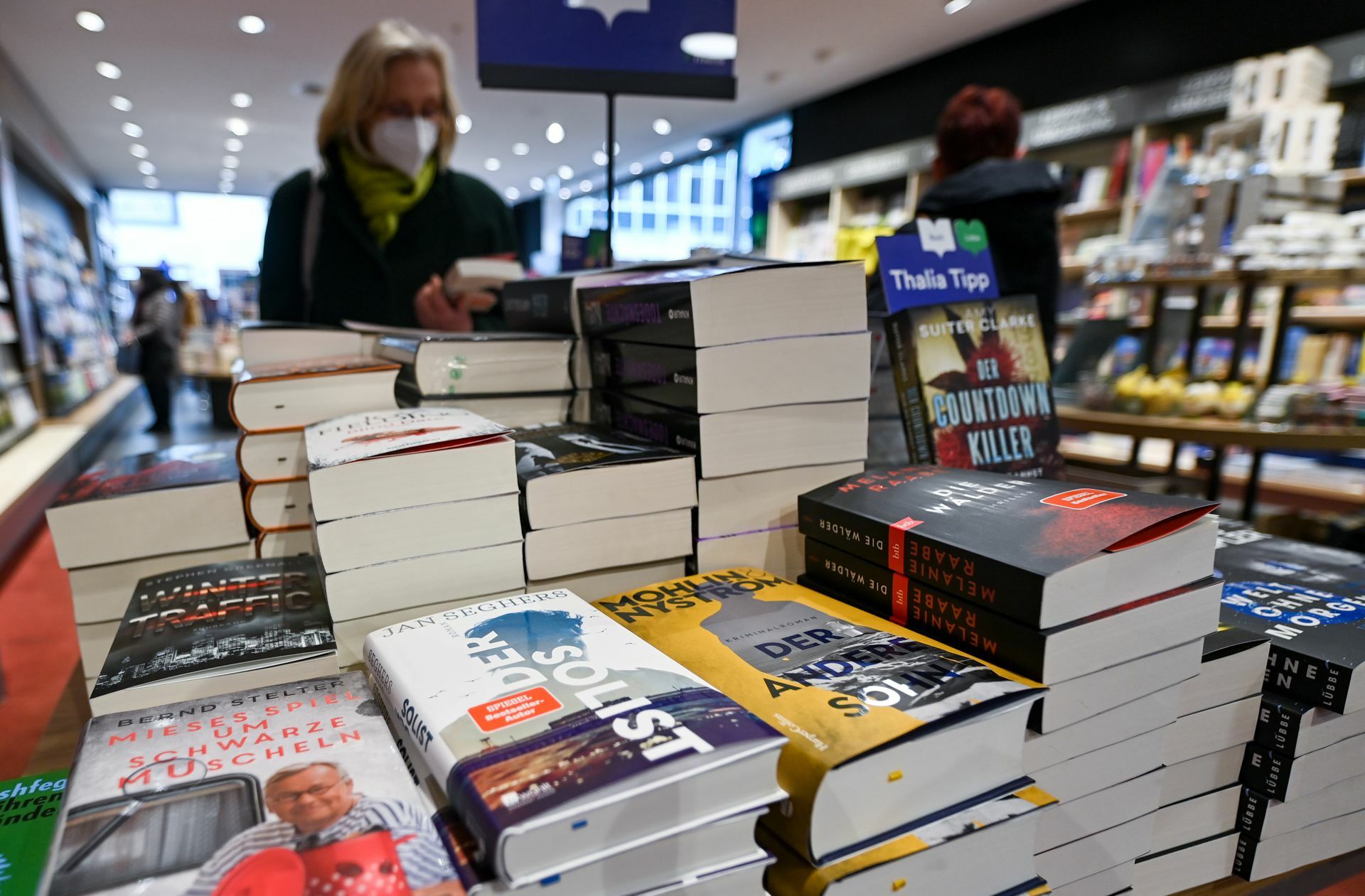 In Berlin mussten Buchhandlungen coronabedingt nicht schließen – im Gegensatz zu Baden-Württemberg. Auch deshalb waren in der Bundeshauptstadt die Einbußen der Händler geringer als im Südwesten.