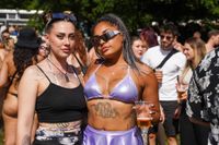 Die Massen feiern beim Wet-Festival im Sindelfinger Freibad.