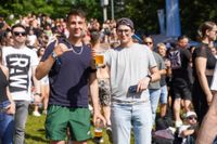 Die Massen feiern beim Wet-Festival im Sindelfinger Freibad.
