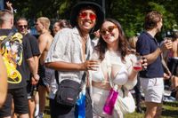 Die Massen feiern beim Wet-Festival im Sindelfinger Freibad.