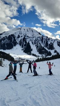 Jede Menge Spaß im Schnee hatten die 180 Teilnehmer beim 23. Sindelfinger Schulskitag.