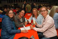 Gute Laune bei der 90er-Party in Holzgerlingen.