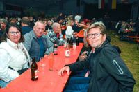 Gute Laune bei der 90er-Party in Holzgerlingen.