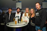 Gute Laune bei der 90er-Party in Holzgerlingen.