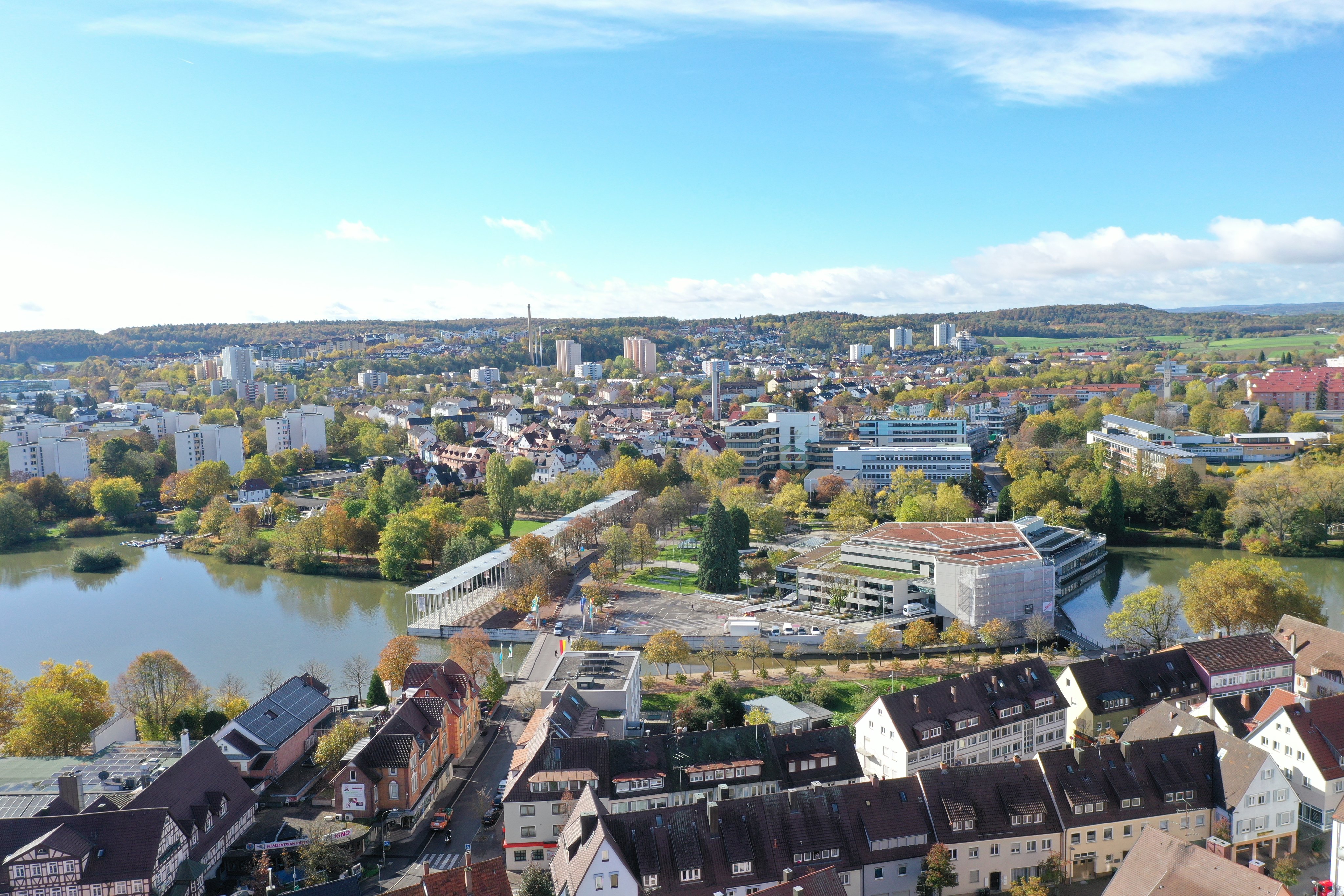 Blick über die beiden Seen und die Kongresshalle.