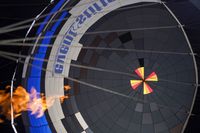 Modell-Heißluftballons auf dem Flugfeld-Festplatz.