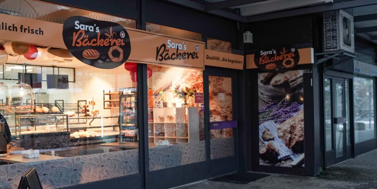 Die Bäckerei befindet sich am Nikolaus-Lenau-Platz 20.
