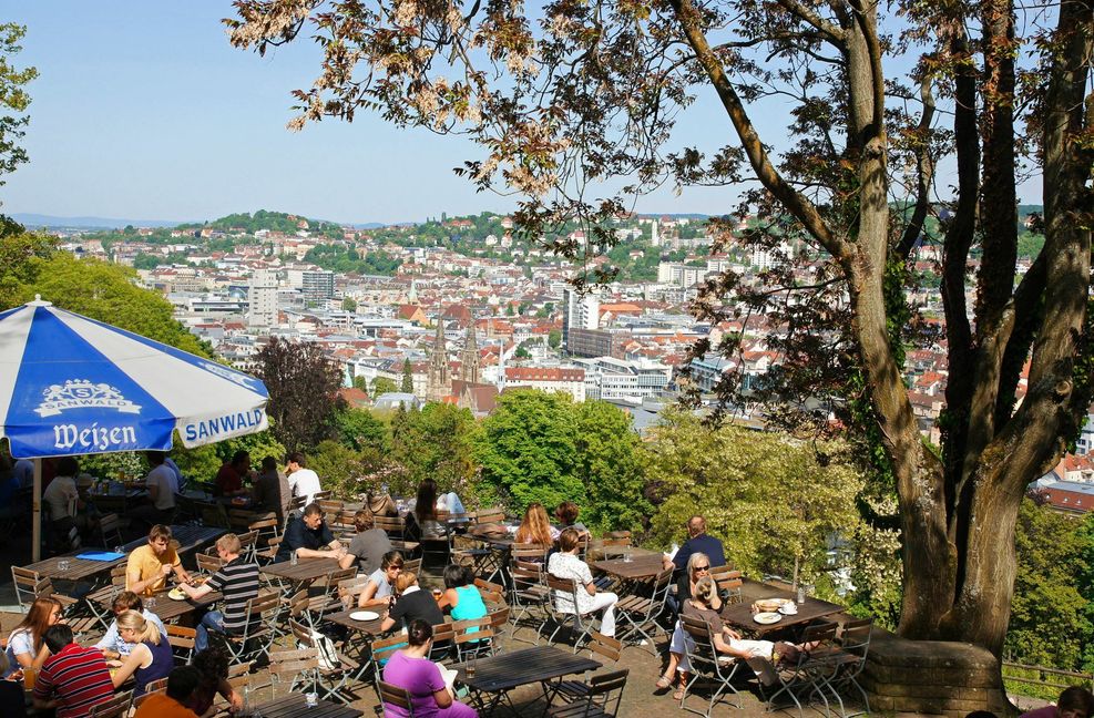 Die Aussichten für die Gastronomie, hier die Stuttgarter Karlshöhe,  könnten so sonnig sein – wäre da nicht die Inflatio
n.
