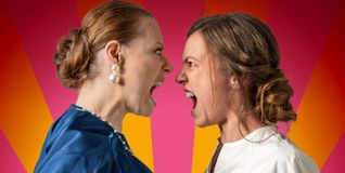 Die „Uffrur“-Schauspielerinnen Elisabeth Schuller und Vronique Weber-Karpinski.