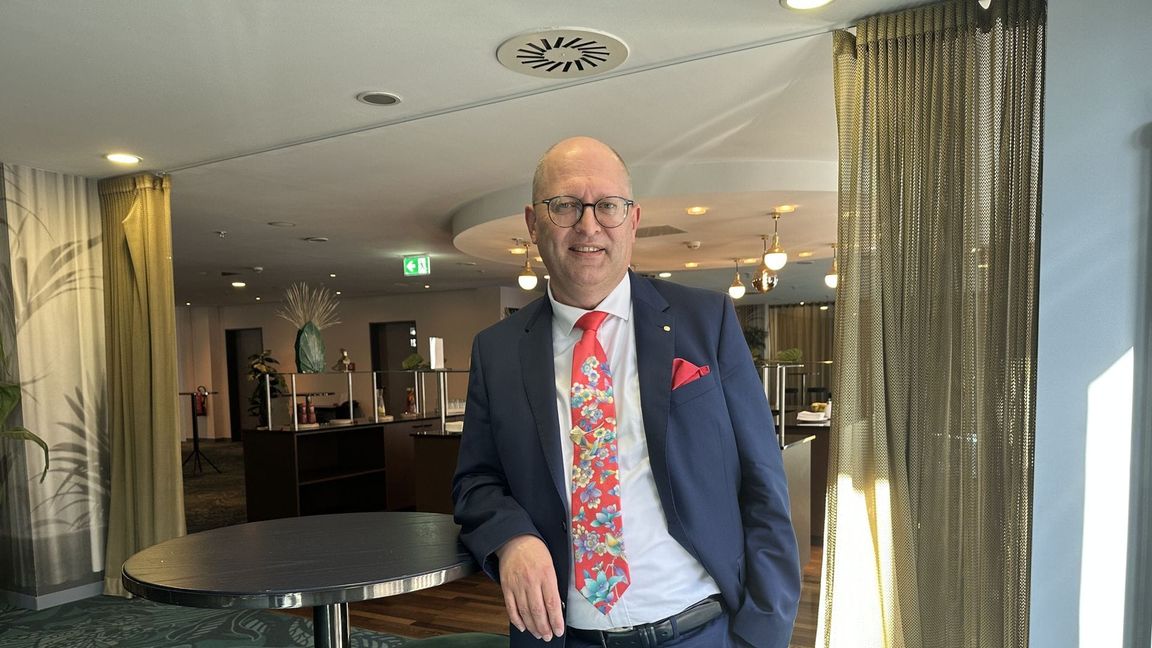 Stefan Düll ist Präsident des Deutschen Lehrerverbandes.