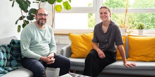 SZ/BZ-Redakteur Jörg Bullinger im Gespräch mit  der Böblingerin Greta Stegemann, die in der kommenden Bundesliga-Saison für Aufsteiger VfB Stuttgart spielt. $$$Bild: Nüßle