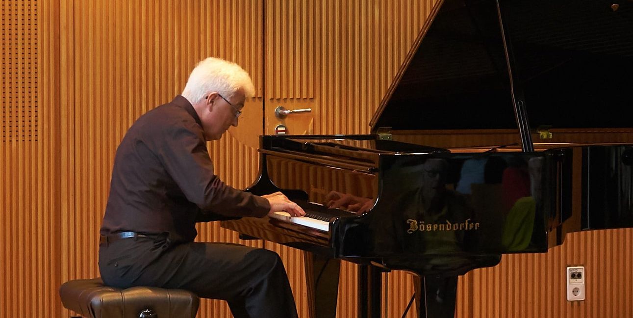 Guido Heinke spielte beim ersten Abend der diesjährigen Sommerserenaden.