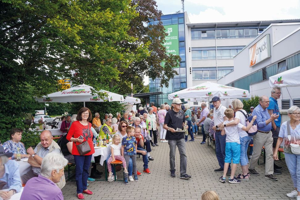 Großer Andrang, viel Vergnügen, tolle Gespräche: Das SZ/BZ-Leserfest hat allerhand zu bieten, die Besucher freut es.