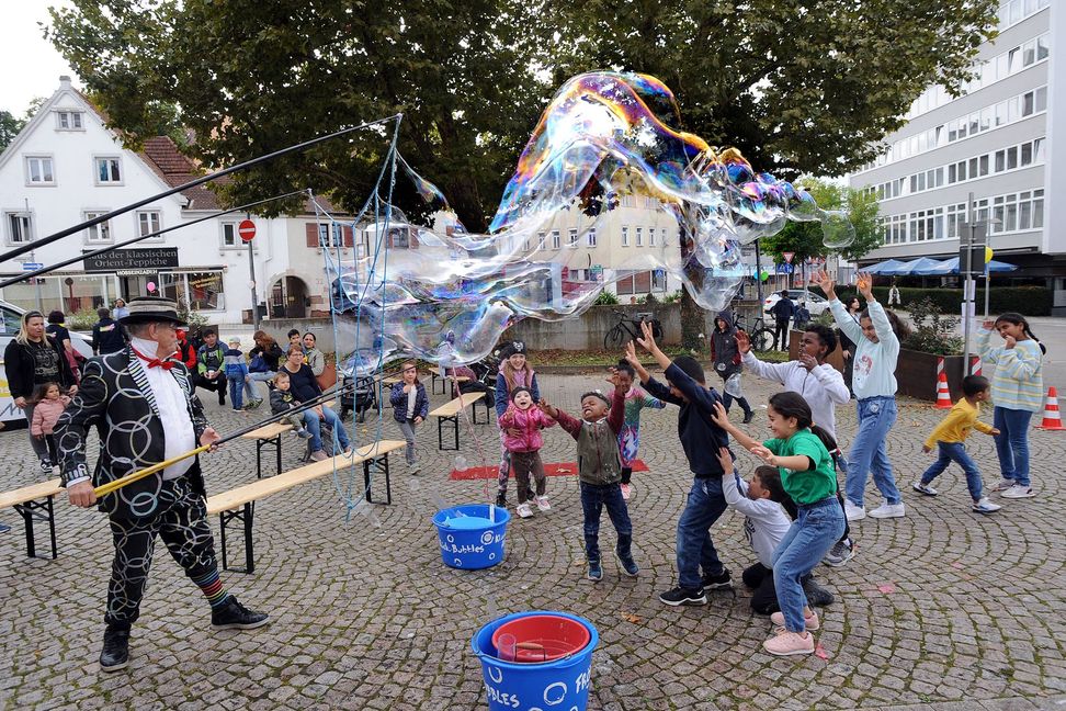 Spiel und Spaß beim Parkplatzfest.