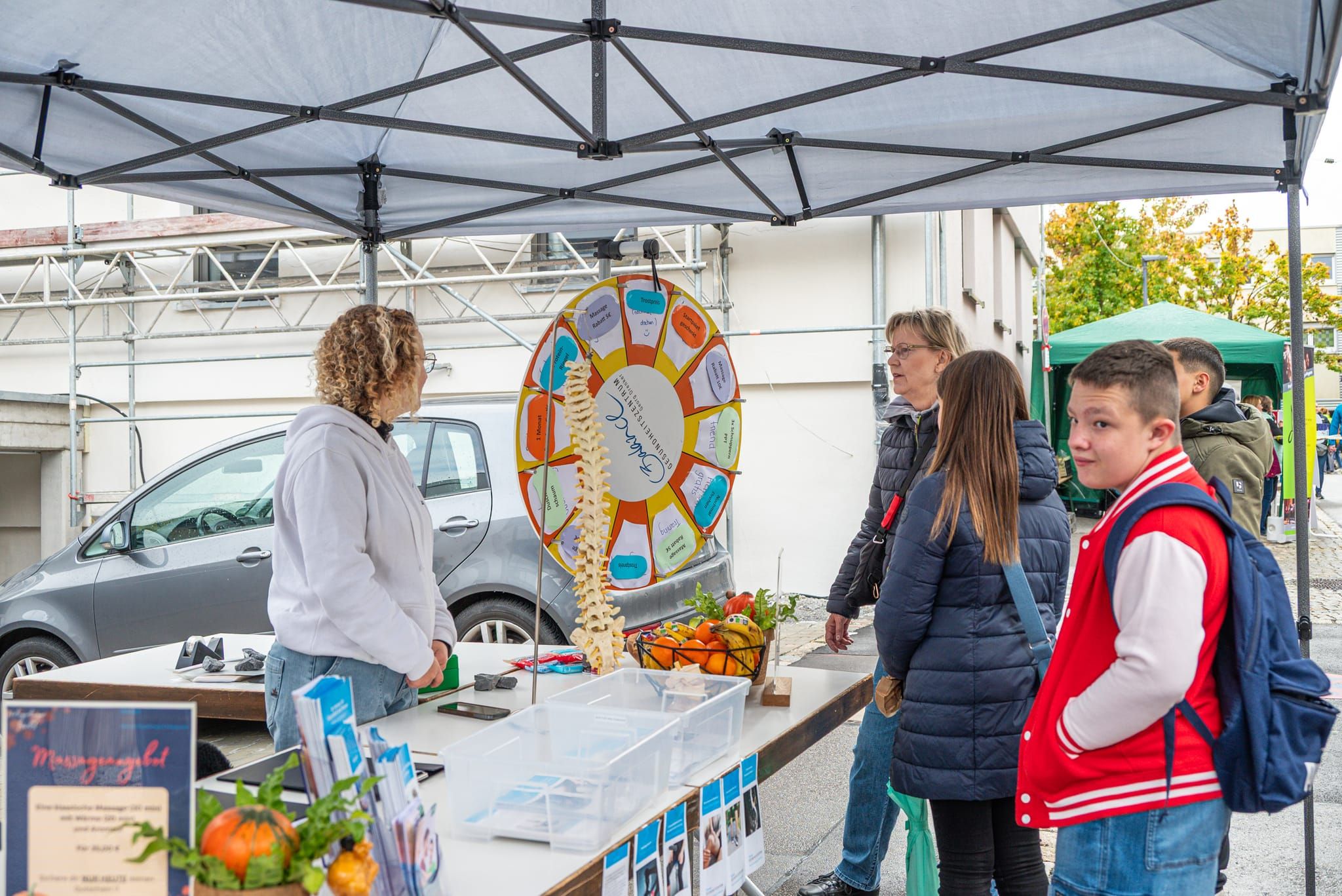 Laufradrennen, rund 50 Flohmarktstände, Modenschau und zahlreiche Aktionen der Geschäfte sorgen für ein abwechslungsreiches Programm beim Holzgerlinger Herbst.