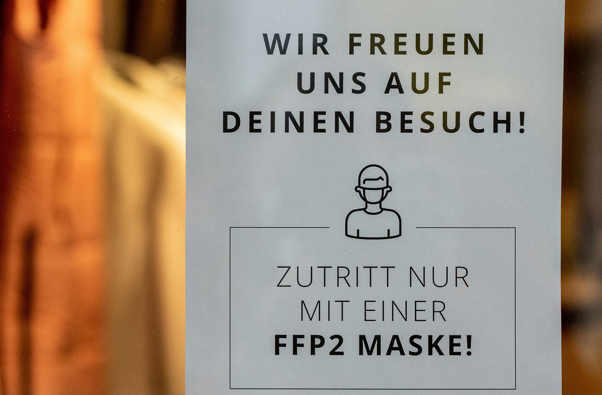 Die Maske feiert im Herbst zum Schutz vor Corona ein Comeback.